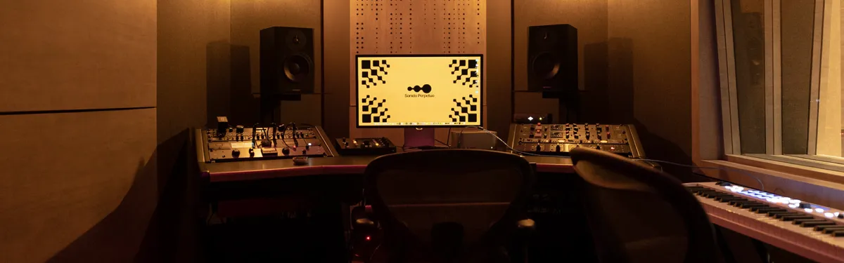 Banner del estudio de sonido perpetuo